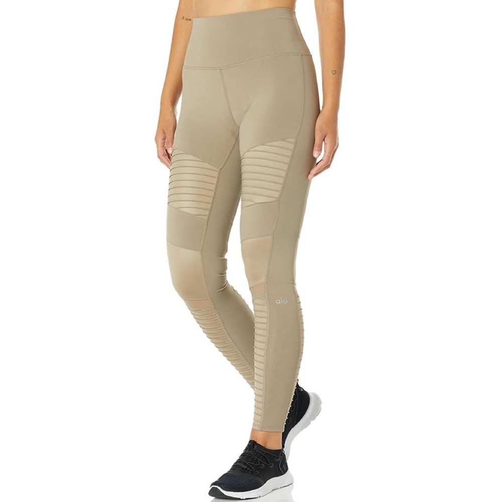 ALO Moto Yoga Leggings Women’s XS Gravel  Tan Glossy High Waist Athleisure